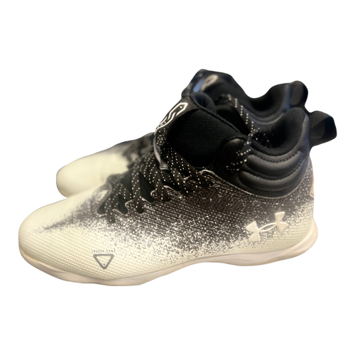 Used Under Armour 3025087-001 Baseball Cleats White And Black Junior 05.5 11730-S000063277