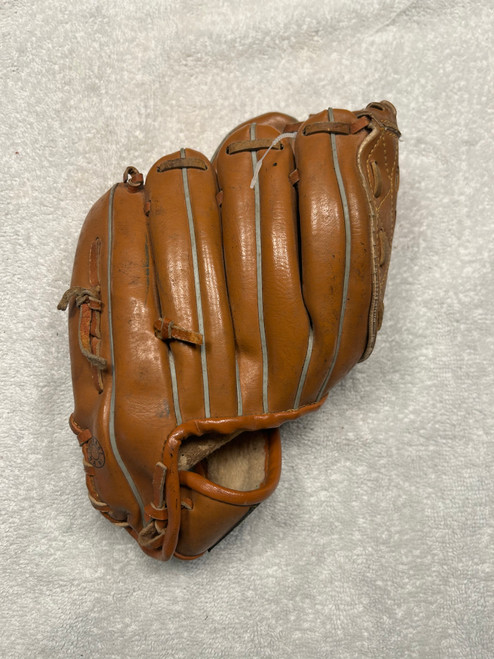 Vist Large View of Product Image Which is Used Regent 08210 Baseball Glove RH Throw Copper 10"