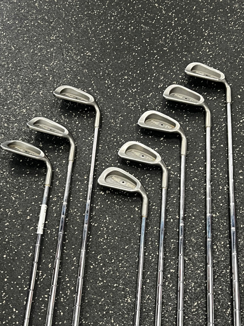 Vist Large View of Product Image Which is Used Ping EYE 2 BLACK DOT Mens Iron Set RH 3I-PW 11726-S000277594