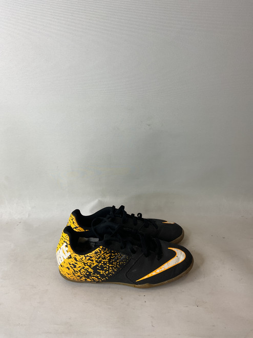 Vist Large View of Product Image Which is Nike Wrestling Shoes Black Youth 06.0