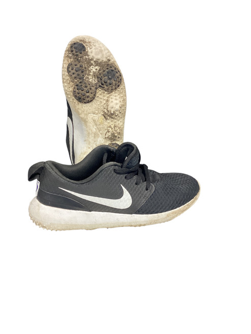 Vist Large View of Product Image Which is Used Nike Jr Golf Shoes Black Junior 05