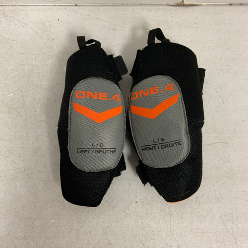 Vist Large View of Product Image Which is Used Bauer ONE.4 Youth Elbow Pads LG