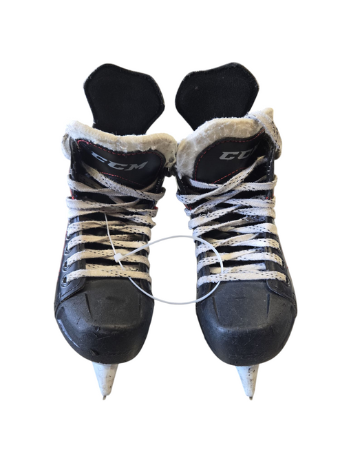 Vist Large View of Product Image Which is Used CCM JETSPEED FT 140 Youth Hockey Skate Youth 13.0