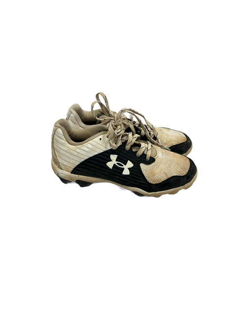 Used Under Armour Leadoff Jr 5.5 Black Baseball Cleats 11692-S000132642