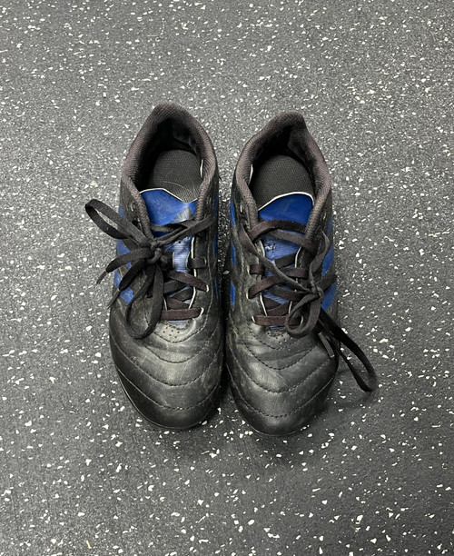Used Adidas Soccer Cleats Black Junior 02.5 11849-S000025459