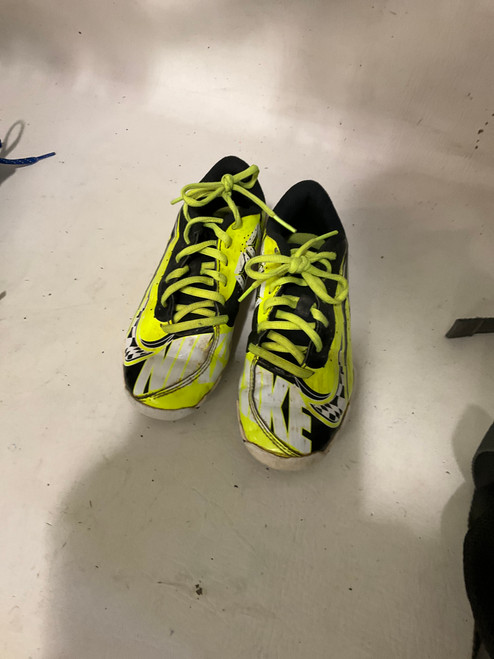 Vist Large View of Product Image Which is Used Nike 1 Y CLEAT BB/SB Cleats Yellow Junior 01 11790-S000042730