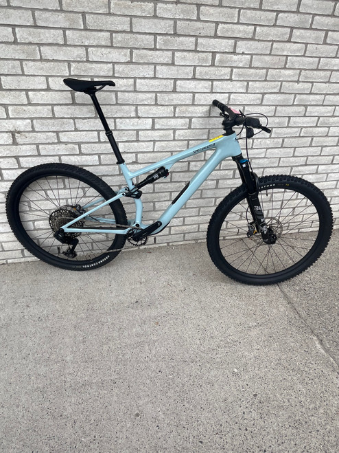 New EPIC 8 COMP MED BLUE 11774-41990325-5203 Vist Large View of Product Image Which is New EPIC 8 COMP MED BLUE