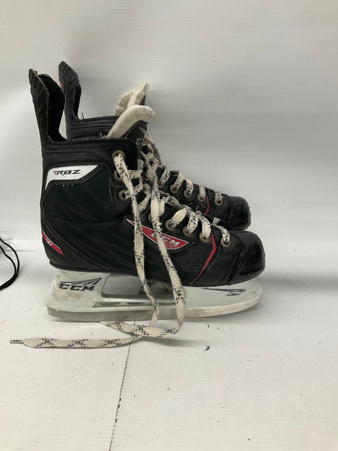 Vist Large View of Product Image Which is Used CCM RBZ 40 SKATES Junior Hockey Skate Black Junior 03