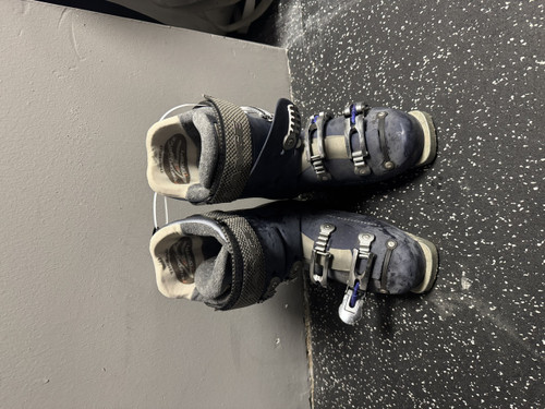 Vist Large View of Product Image Which is Used KIDS SKI BOOTS Mens DH Ski Boot None 220 MP - J04 - W05