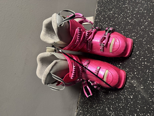 Vist Large View of Product Image Which is Used Rossignol TRIBE Womens DH Ski Boot None 225 MP - J04.5 - W5.5 11877-S000010177