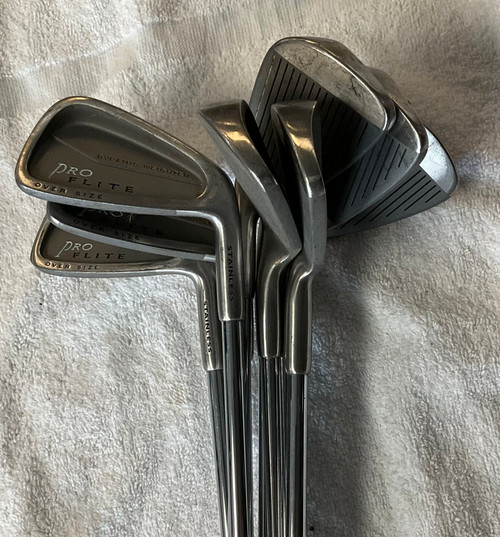 Vist Large View of Product Image Which is Used Spalding PRO FLITE Mens Iron Set RH 3I-PW