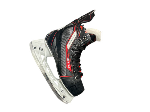 Used CCM JETSPEED EXTRA PRO + Junior Hockey Skate Junior 02.5 11362-S000158262
