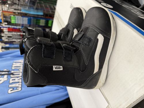 Vist Large View of Product Image Which is Used Vans JUVIE Boys Snowboard Boots Black Junior 03