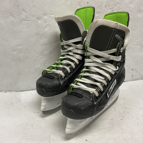 Vist Large View of Product Image Which is Used Bauer XLS Junior Hockey Skate Junior 02 11855-S000181815