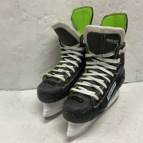 Vist Large View of Product Image Which is Used Bauer XLS Junior Hockey Skate Junior 02 11855-S000181814