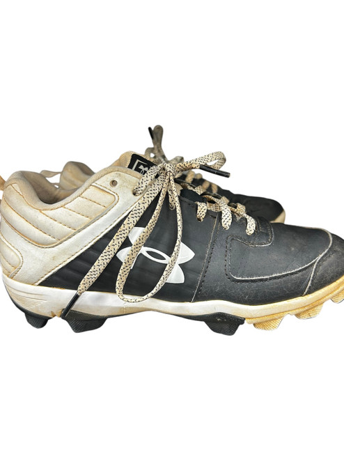 Vist Large View of Product Image Which is Used Under Armour CLEATS BB/SB Cleats None Junior 03.5