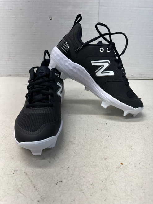Vist Large View of Product Image Which is Used New Balance VELO V3 BB/SB Cleats Black And White Junior 06 11835-S000192668