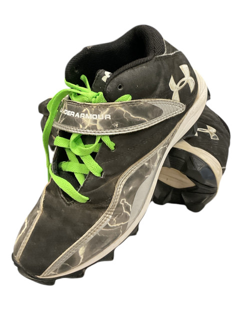 Used Under Armour Adult FB Cleats Black Senior 5 11856-S000017907