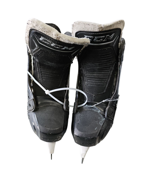 Vist Large View of Product Image Which is Used CCM JETSPEED FT460 Senior Goalie Skate Senior 7 11617-S000322478