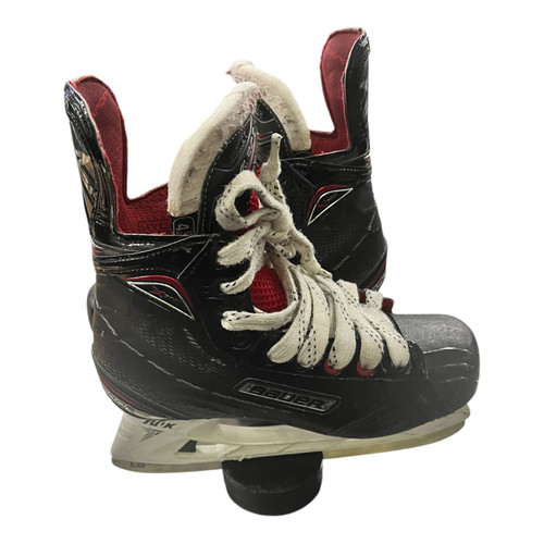 Used Bauer VAPOR X 700 Intermediate Hockey Skate Intermediate 4.5 11820-S000038974