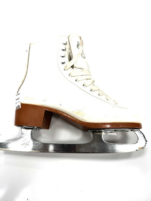 Vist Large View of Product Image Which is Used EURO WomensFigure Skate White Senior 6