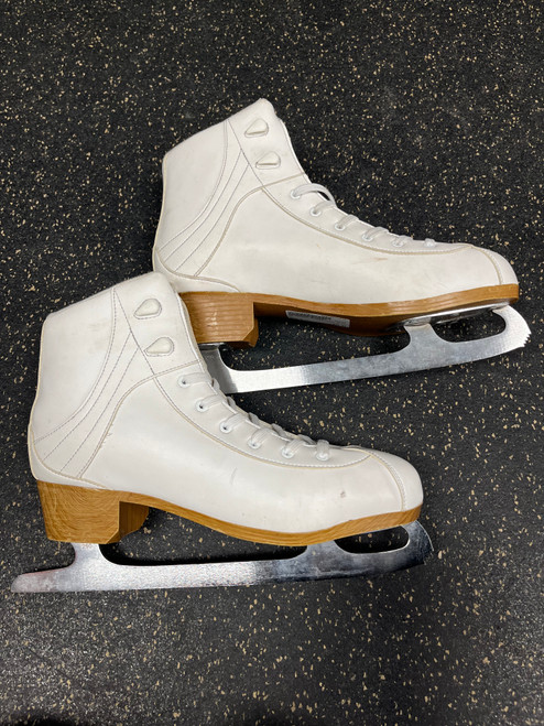 Vist Large View of Product Image Which is Used FIGURE SKATES WomensFigure Skate White Senior 12 11774-S000079770