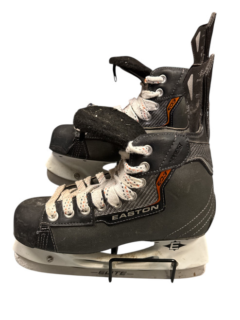 Vist Large View of Product Image Which is Used Easton EQ3 Intermediate Hockey Skate Intermediate 4.5
