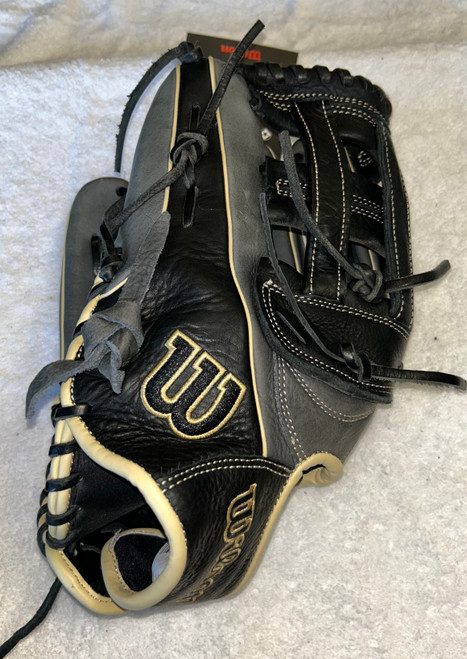 Vist Large View of Product Image Which is Baseball & Softball Fielders Gloves