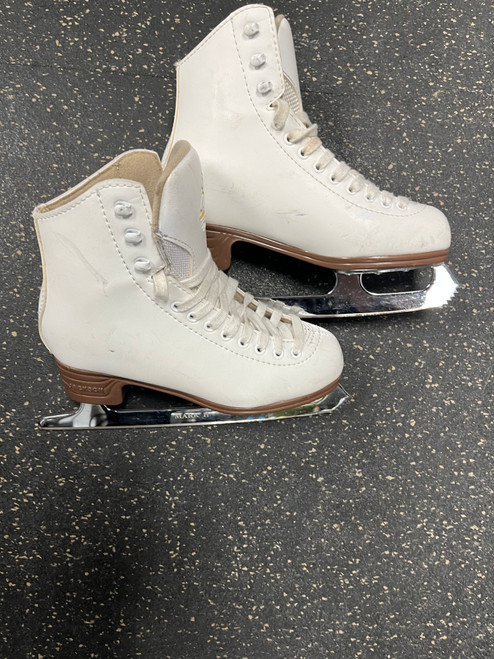 Vist Large View of Product Image Which is Used Jackson FIGURE SKATE Girls Figure Skate White Junior 02.5