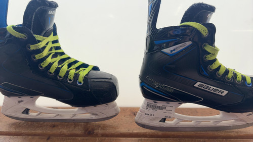 Vist Large View of Product Image Which is Used Bauer N2700 Intermediate Hockey Skate Intermediate 5.0 11858-S000074362