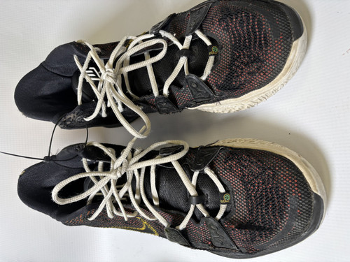 Vist Large View of Product Image Which is Used Nike Basketball Shoes M Black Youth 12.0