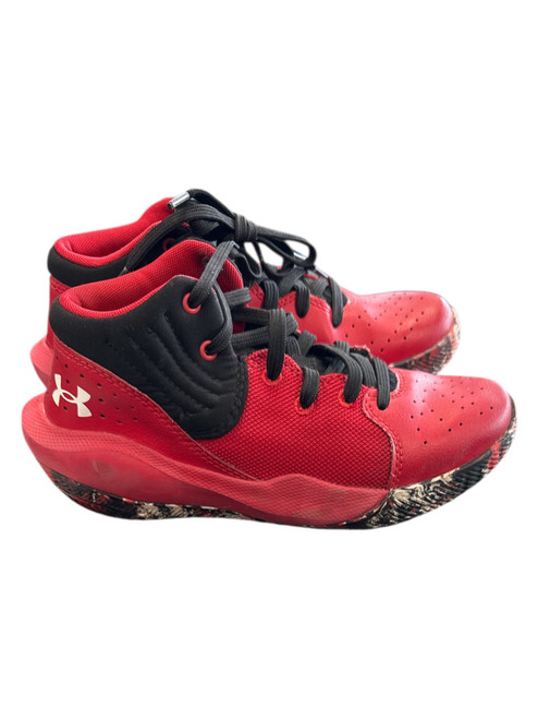 Vist Large View of Product Image Which is Basketball shoes