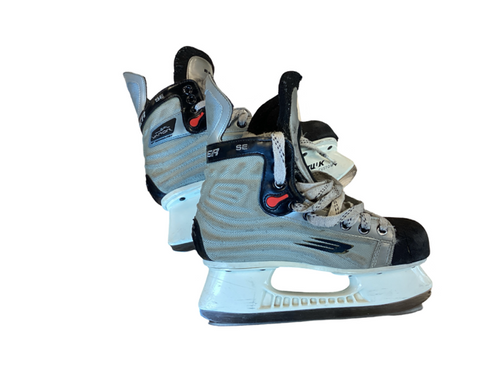 Vist Large View of Product Image Which is Used Bauer SFL VAPOR Senior Hockey Skate Senior 4