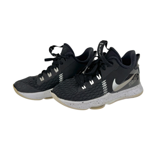 Vist Large View of Product Image Which is Used Nike LEBRON WITNESS V Basketball Shoes Black Junior 04