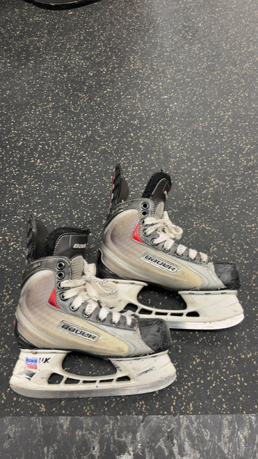 Used Bauer VAPOR X40 Junior Hockey Skate Junior 02 11774-S000079939
