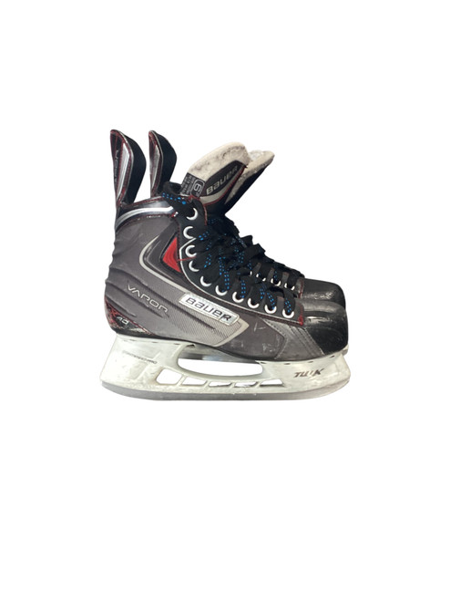 Vist Large View of Product Image Which is Used Bauer VAPOR X40 Intermediate Hockey Skate Intermediate 6.0