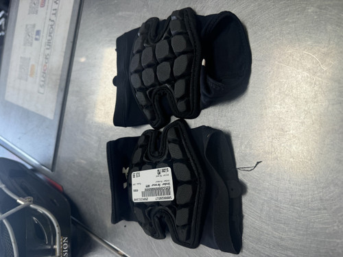 Vist Large View of Product Image Which is Used Under Armour ARM Lacrosse Arm Pads/Guards Black MD 11849-S000026517