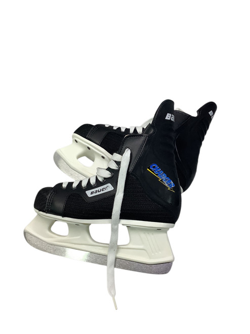 Used Bauer CHARGER KIDS SIZE 4 Youth Hockey Skate Black Youth 06.0 11347-S000244683
