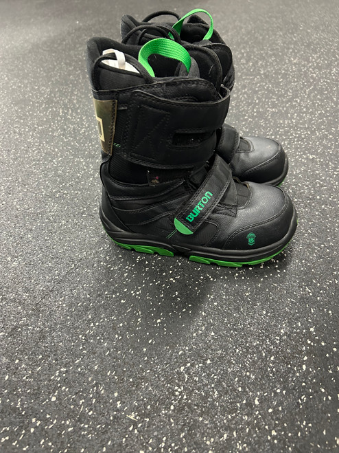 Used Burton PROGESSION XS Boys Snowboard Boots Black Junior 03 11726-S000279520