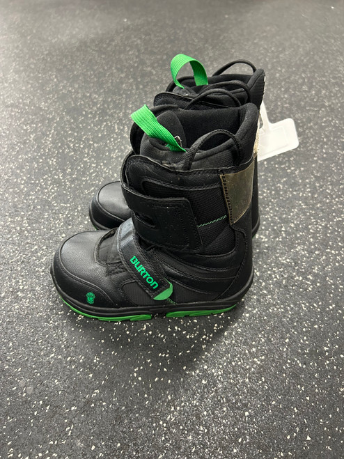 Used Burton PROGESSION XS Boys Snowboard Boots Black Junior 02 11726-S000279518