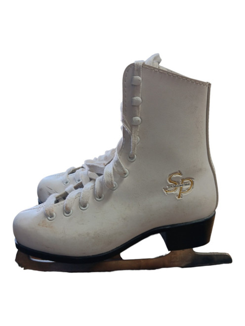 Vist Large View of Product Image Which is Used CCM Girls Figure Skate White Junior 02