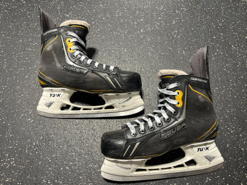 Vist Large View of Product Image Which is Used Bauer ONE.6 Junior Hockey Skate Junior 04 11285-S000183711