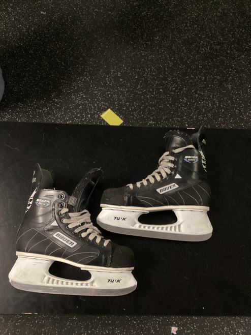 Vist Large View of Product Image Which is Used Bauer ELITE Senior Hockey Skate Senior 9 11801-S000042380