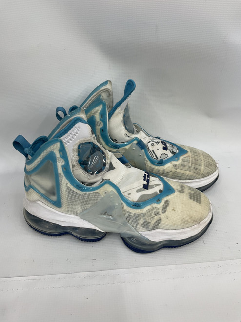 Vist Large View of Product Image Which is Used Nike Basketball Shoes M Carolina Blue Senior 9.5