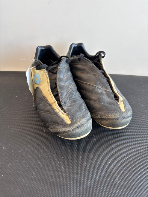 Vist Large View of Product Image Which is Used Lotto Soccer Cleats Black Junior 05