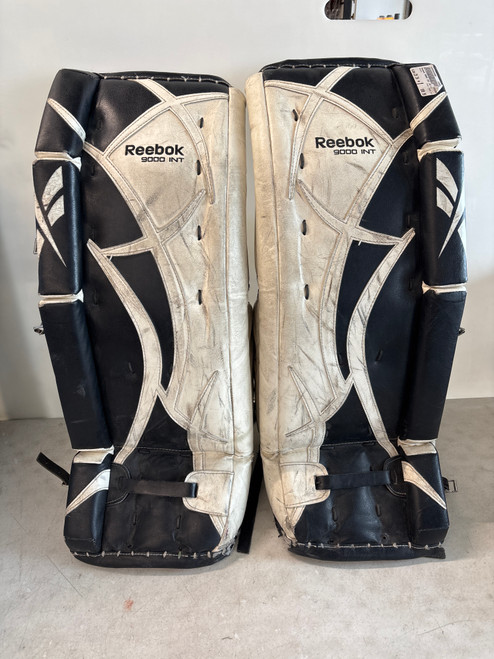 Vist Large View of Product Image Which is Used Reebok 9000 INT Goalie Leg Pads Inter None 29"