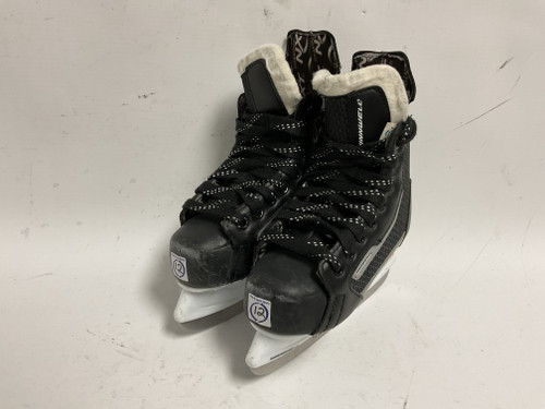Used WinnWell AMP 300 Youth Hockey Skate Black Youth 12.0 11855-S000183092