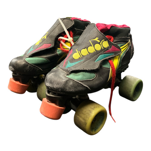 Vist Large View of Product Image Which is Used DIADORA Senior Roller Quad Skates Black Senior 5