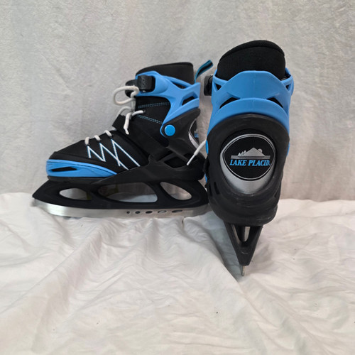 Vist Large View of Product Image Which is Used Lake Placid ADJUSTABLE 6-9 SKATES Mens Softboot Skate Black Adjustable