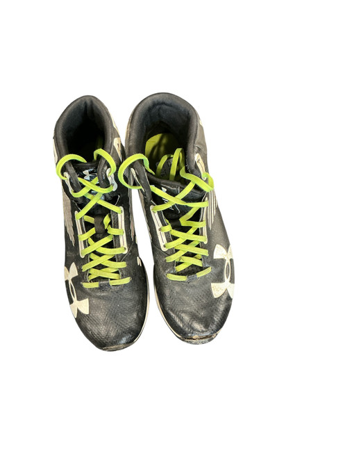 Vist Large View of Product Image Which is Used Under Armour Jr FB Cleats Black Junior 04